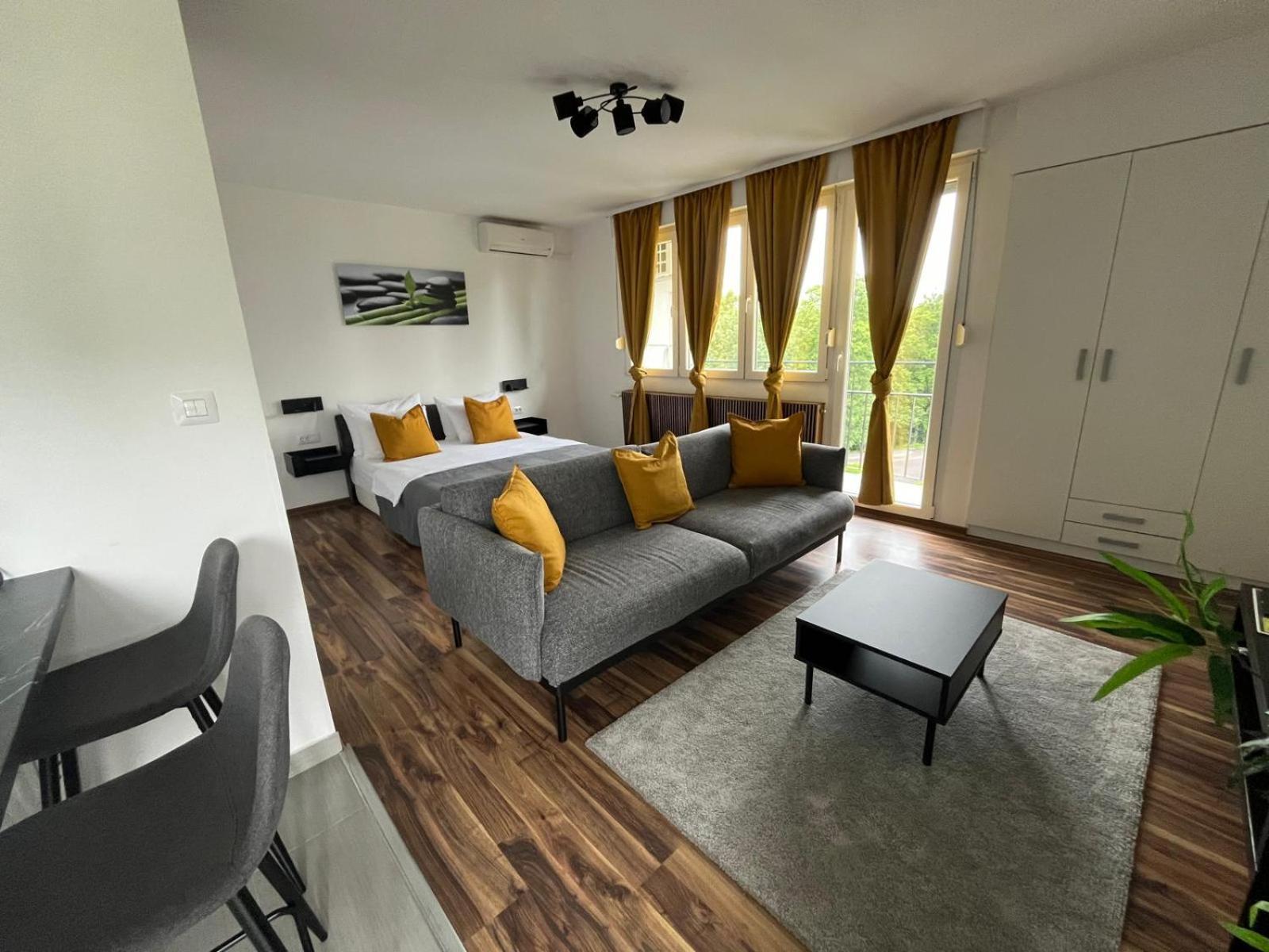 Eva Luxury Rooms & Apartments พลิตวิชกา เยเซรา ภายนอก รูปภาพ