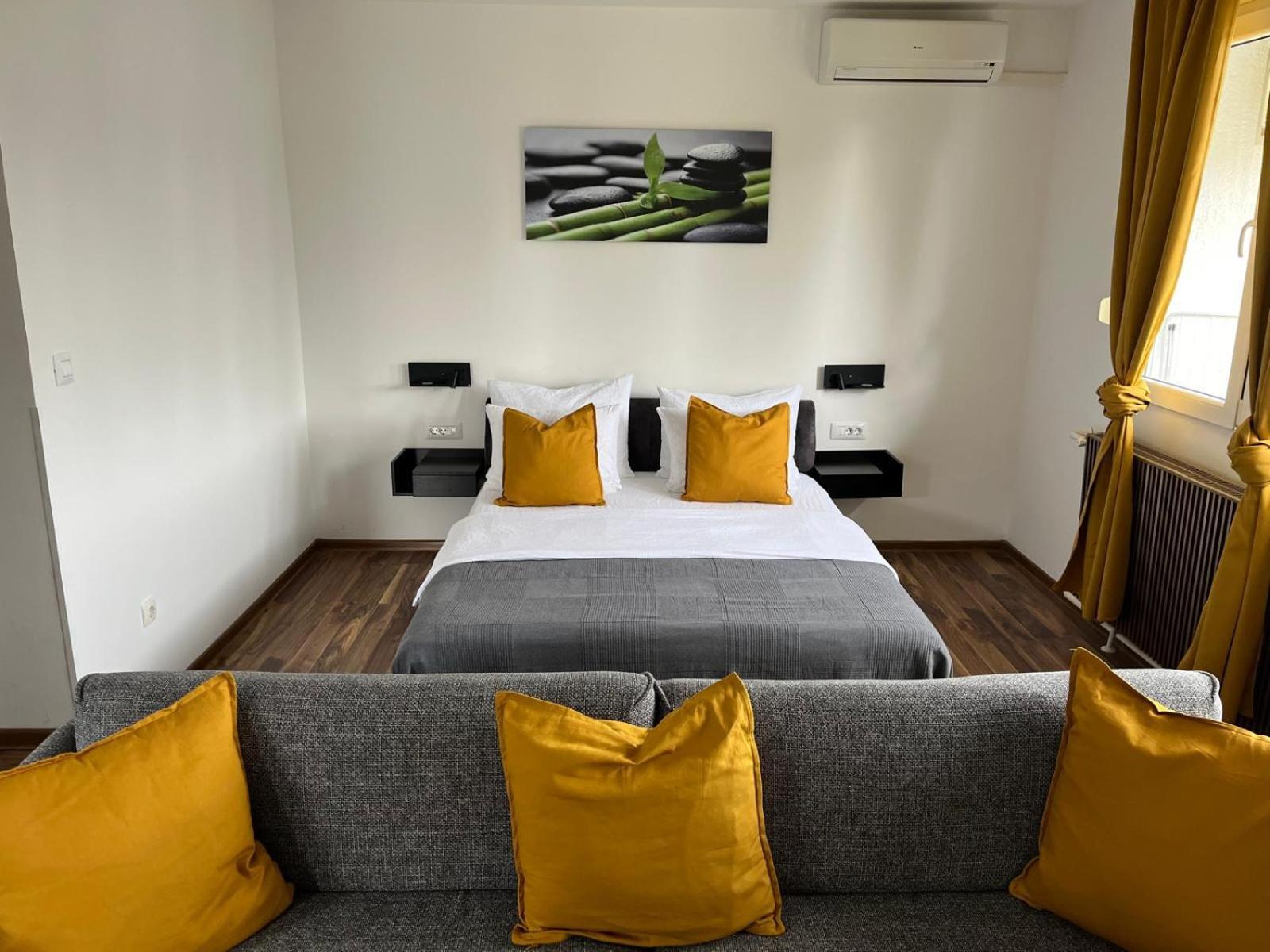 Eva Luxury Rooms & Apartments พลิตวิชกา เยเซรา ภายนอก รูปภาพ