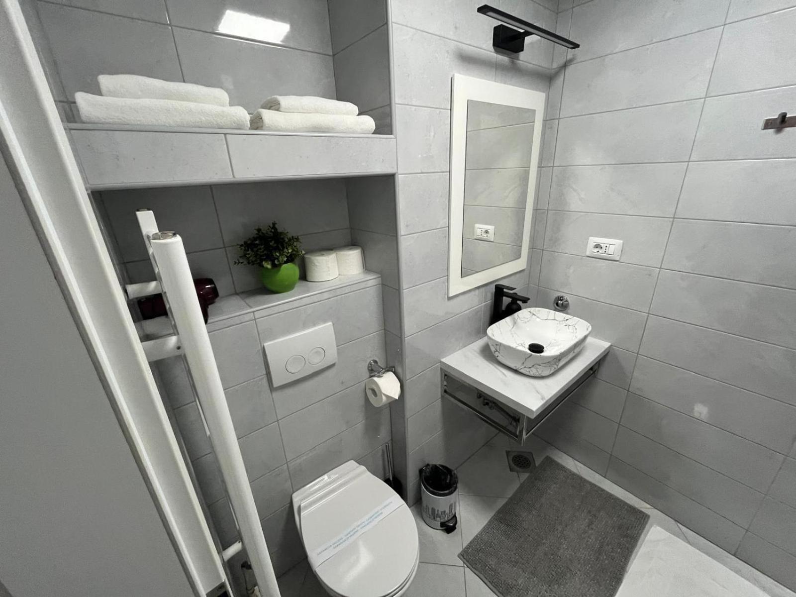 Eva Luxury Rooms & Apartments พลิตวิชกา เยเซรา ภายนอก รูปภาพ